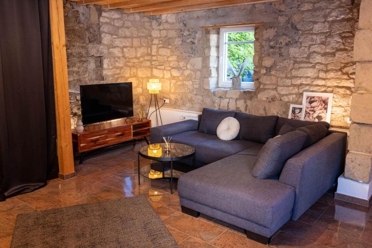 Vulkan-Lodge Ferienhaus Rieden  외부 사진